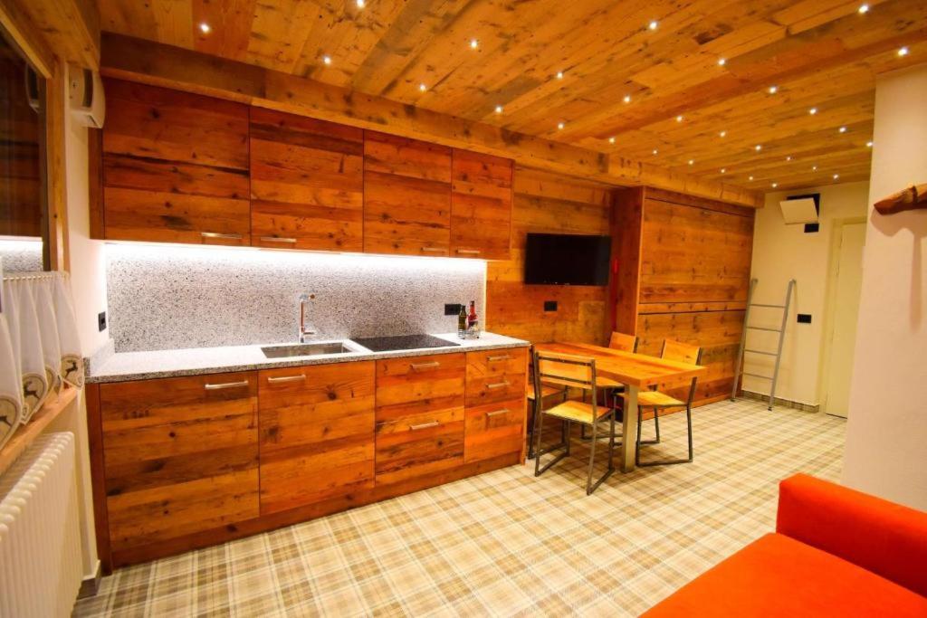 Hotel Betulla 마돈나 디 캄필리오 외부 사진