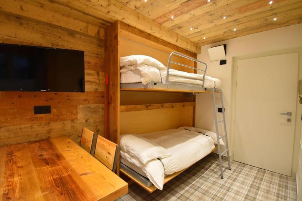 Hotel Betulla 마돈나 디 캄필리오 외부 사진
